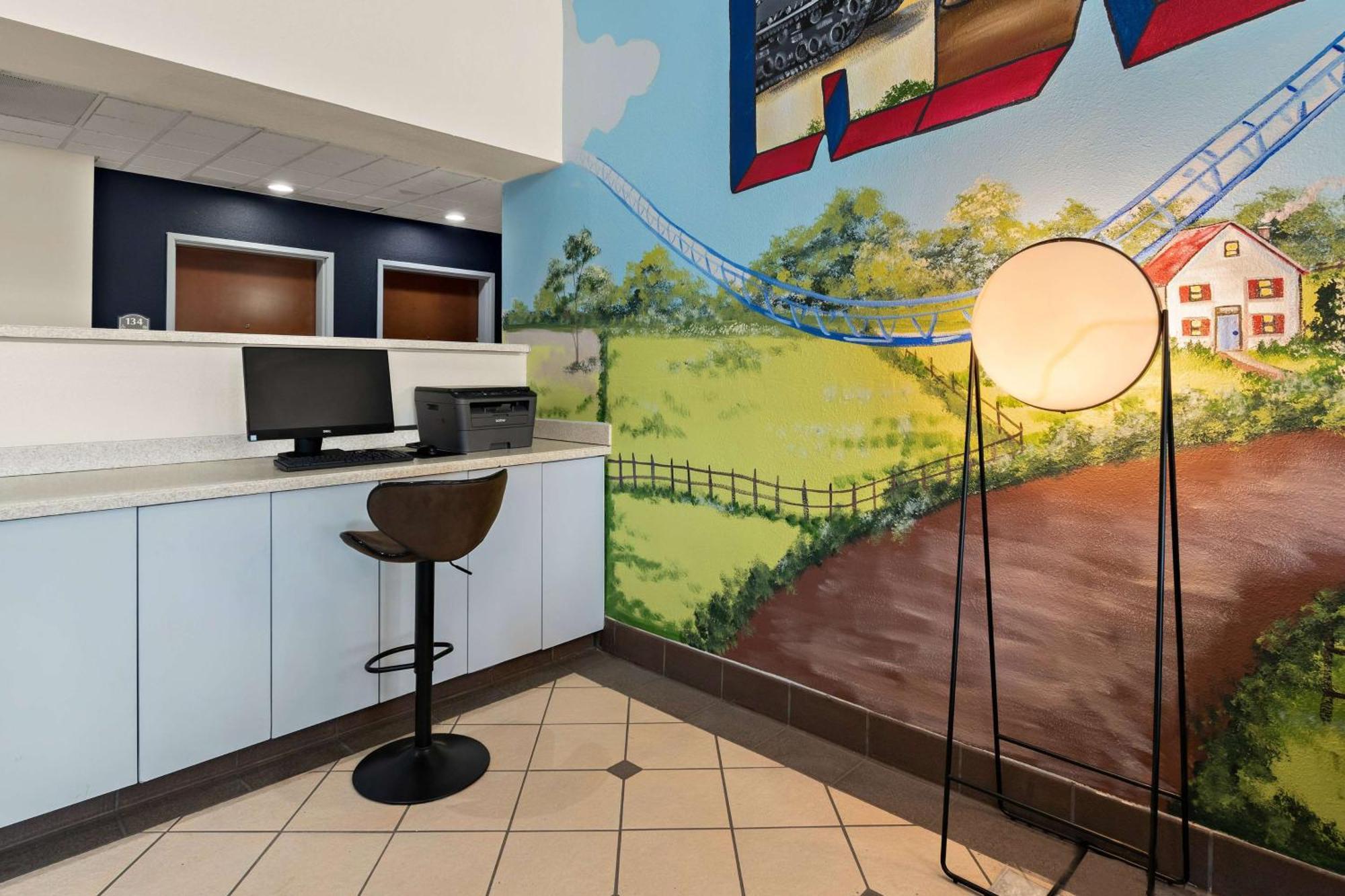 Ramada By Wyndham Harrisburg/Hershey Area Buitenkant foto