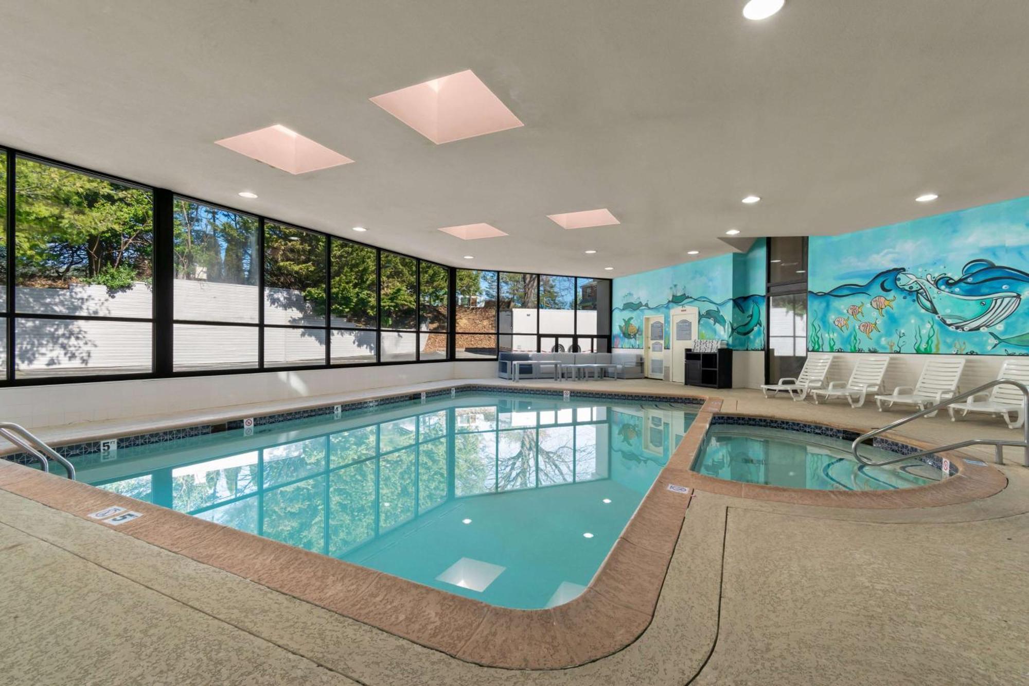 Ramada By Wyndham Harrisburg/Hershey Area Buitenkant foto
