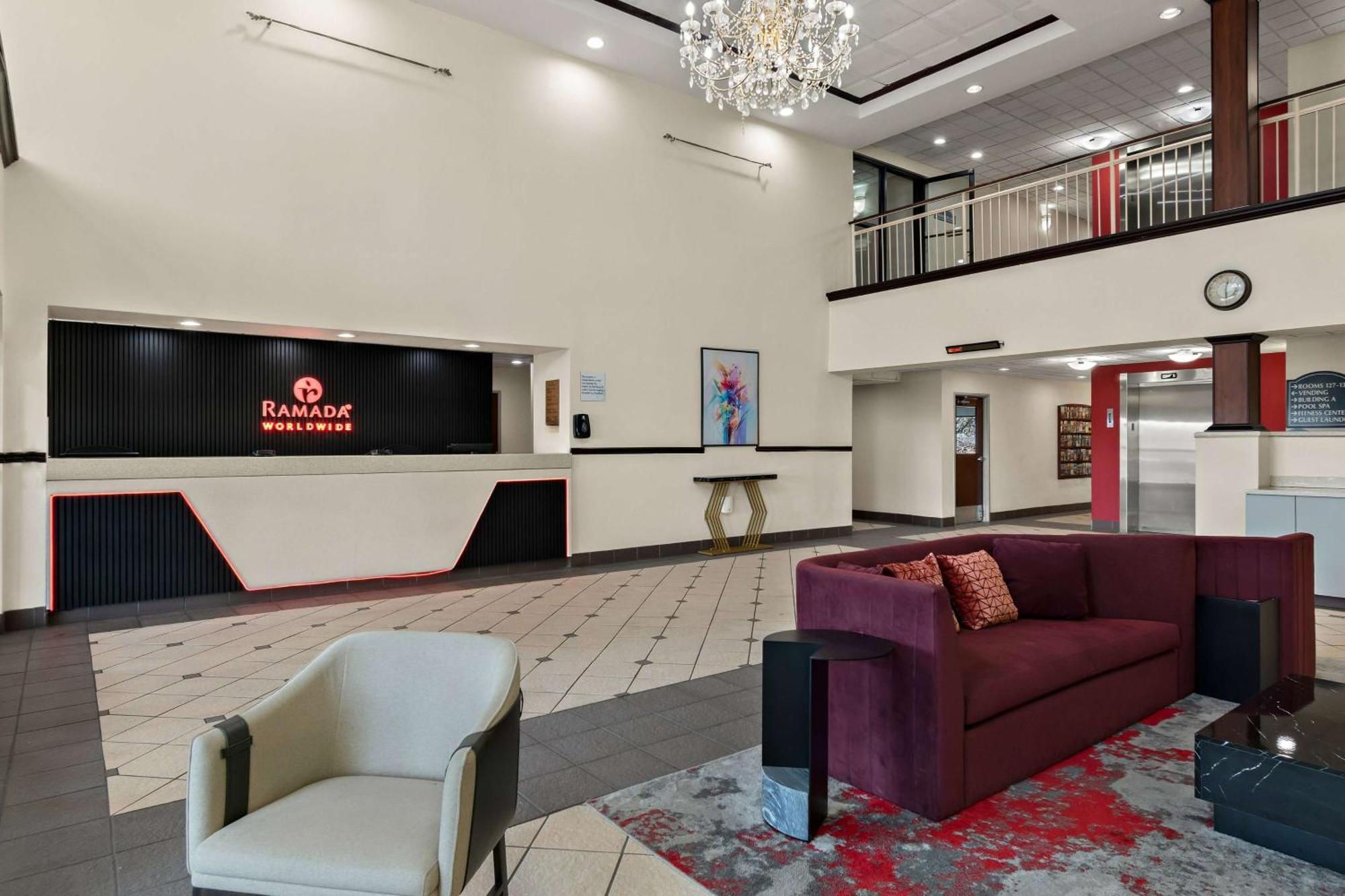 Ramada By Wyndham Harrisburg/Hershey Area Buitenkant foto