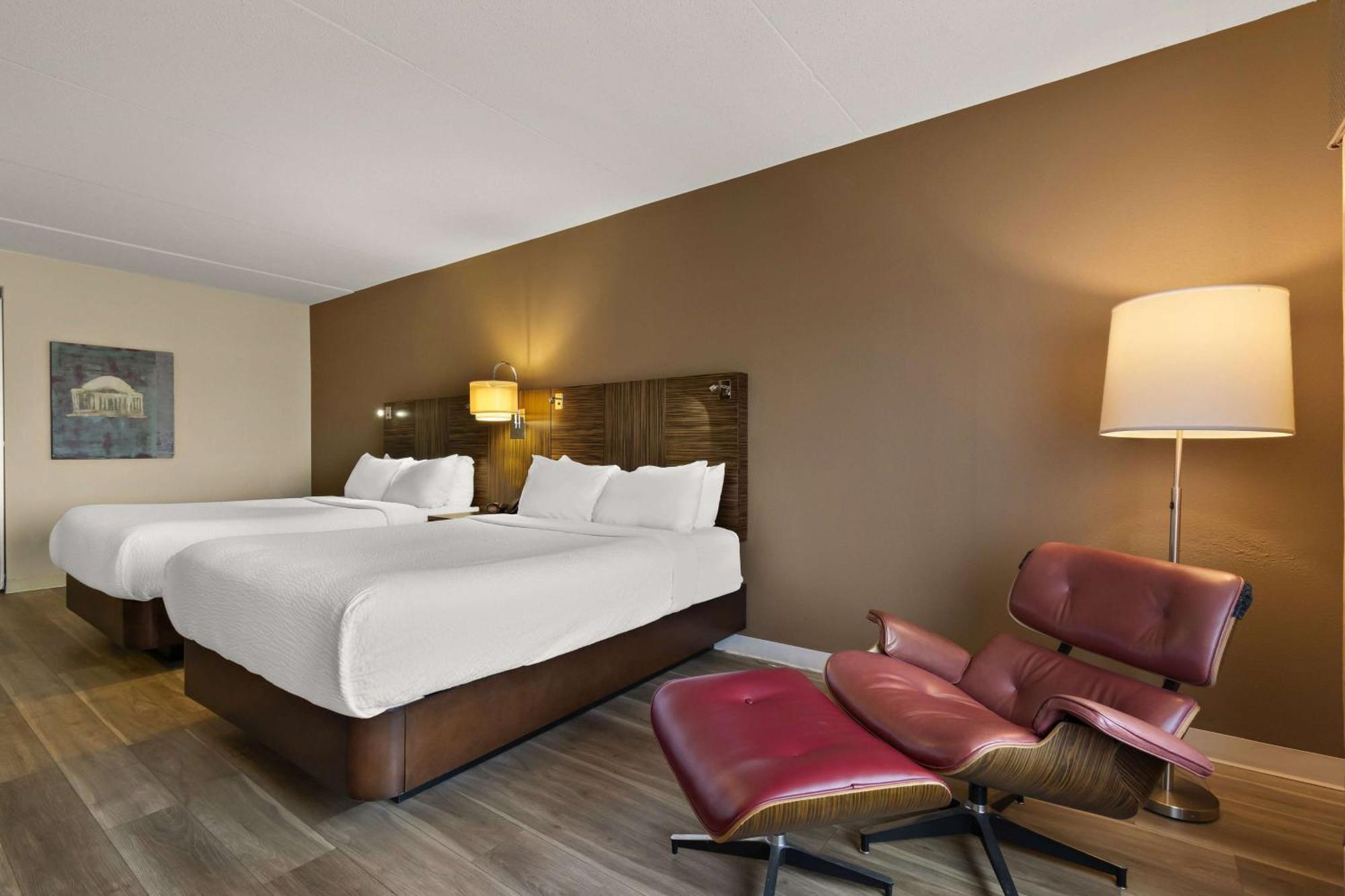 Ramada By Wyndham Harrisburg/Hershey Area Buitenkant foto