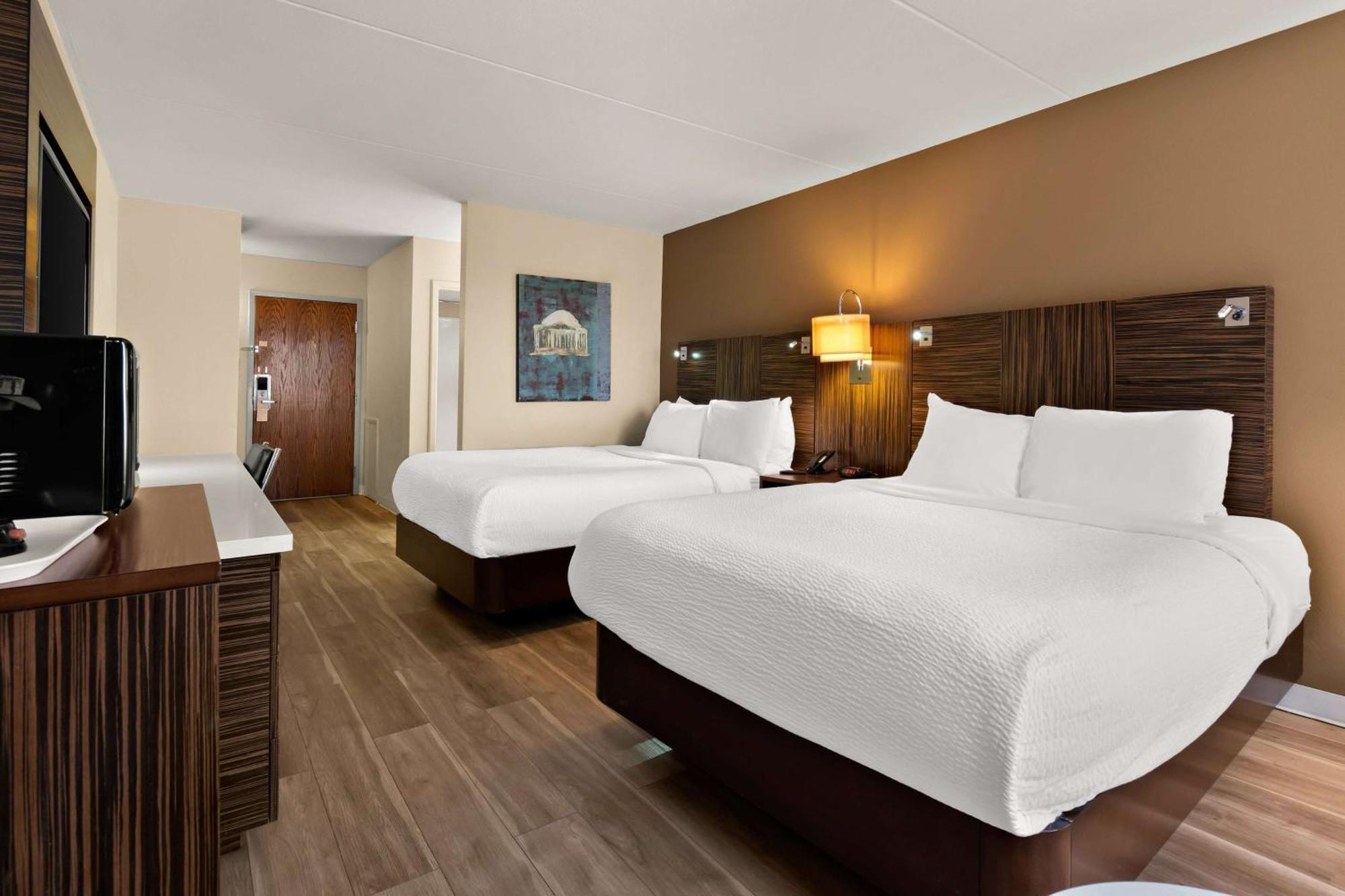 Ramada By Wyndham Harrisburg/Hershey Area Buitenkant foto